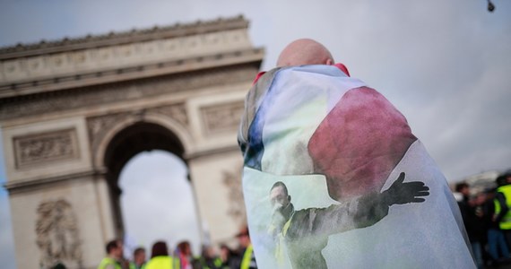 Około 40 tysięcy osób wzięło udział w sobotę we Francji w szesnastych z rzędu cotygodniowych protestach ruchu "żółtych kamizelek" - poinformowało francuskie MSW. W Paryżu manifestowało ok. 4 tys. osób.