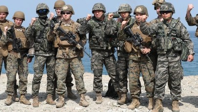 USA i Korea Południowa wstrzymują wspólne manewry wojskowe