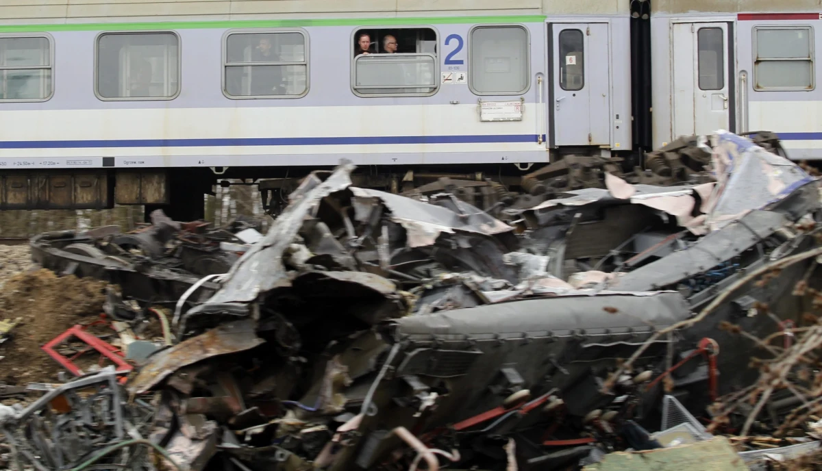 W siódmą rocznicę katastrofy kolejowej pod Szczekocinami pamięć ofiar tego wypadku uczcili  ich bliscy, uczestnicy akcji ratowniczej, przedstawiciele władz i spółek kolejowych oraz okoliczni mieszkańcy.