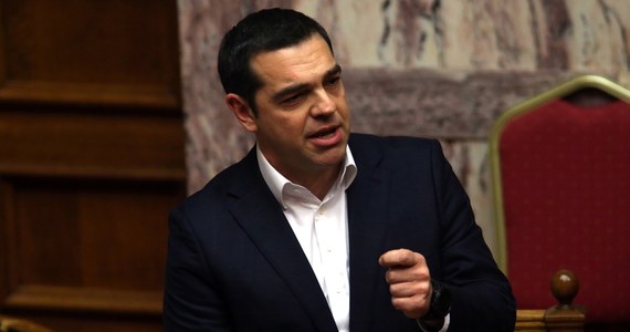 Po raz pierwszy od kryzysu zadłużenia Grecja sprzedała obligacje skarbowe z 10-letnim okresem zapadalności - poinformowała grecka telewizja państwowa ERT. Do budżetu wpłynęło z tego tytułu 2,5 mld euro. Obligacje są oprocentowane na 3,9 proc.