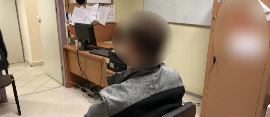 Przemysław M. planował w połowie marca dostać się do Sejmu przy pomocy atrap broni maszynowej. Takie są nowe ustalania w sprawie 28-latka, który w ubiegłym tygodniu wysłał listy z pogróżkami do Lecha Wałęsy i 10 prezydentów polskich miast.