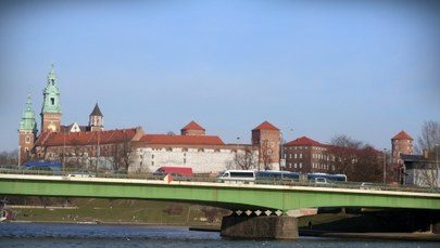 Kraków: Z Wisły wyłowiono zwłoki mężczyzny