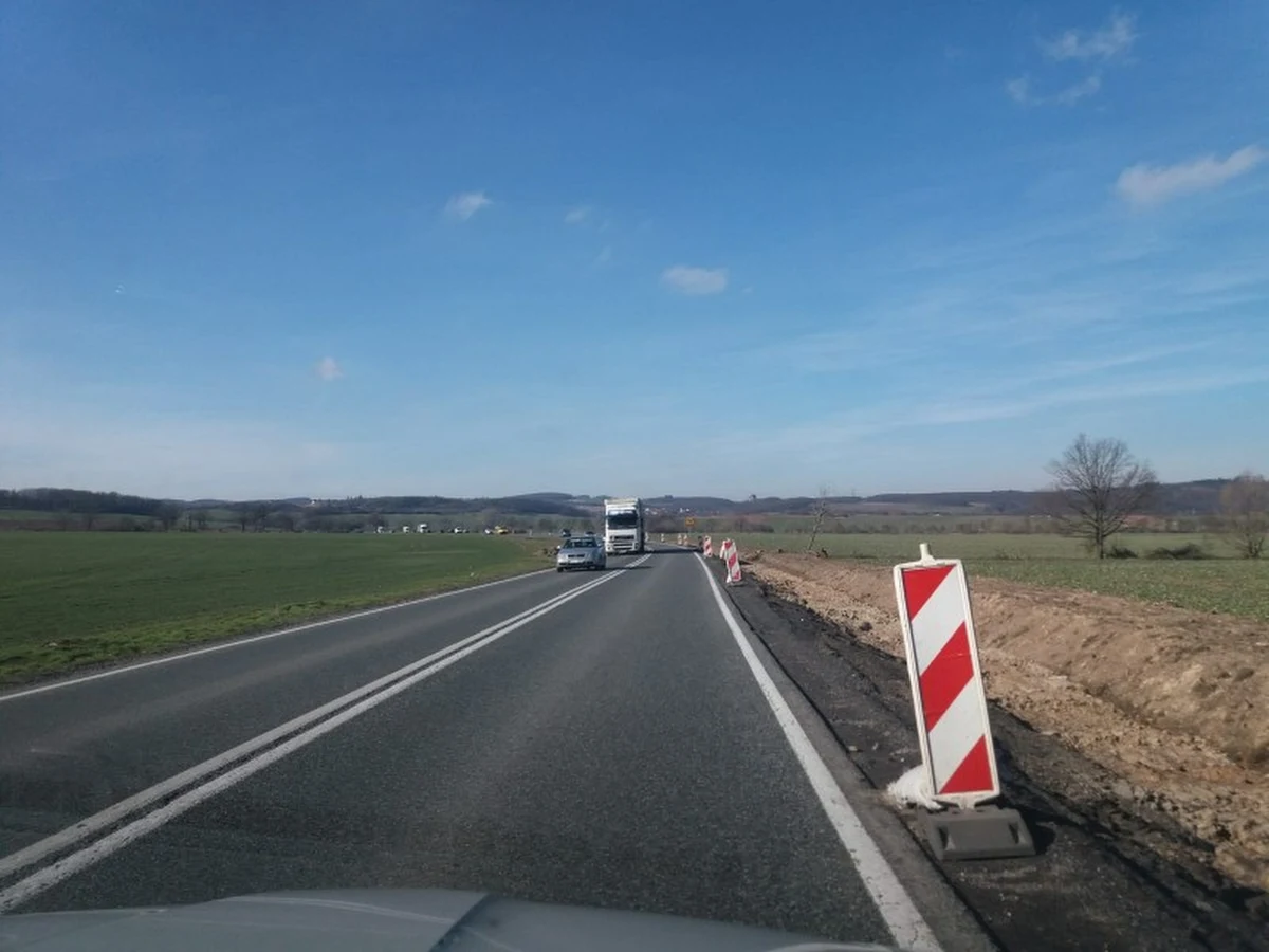 Od czwartku kierowcy poruszający się krajową "5" z Wrocławia do Jeleniej Góry nadrobią prawie 25 kilometrów w jedną stronę. Wszystko przez zamknięcie krótkiego, 2-kilometrowego odcinka drogi.