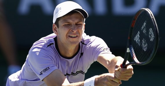 Hubert Hurkacz awansował do ćwierćfinału tenisowego turnieju ATP rangi Masters 1000 w Indian Wells. Polak pokonał rozstawionego z numerem 24. Kanadyjczyka Denisa Shapovalova 7:6 (7-3), 2:6, 6:3. Jego kolejnym rywalem będzie Szwajcar Roger Federer (nr 4.).