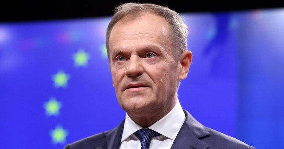 ​Szef Rady Europejskiej Donald Tusk zapowiedział, że zwróci się do szefów 27 państw i rządów Unii Europejskiej, aby byli otwarci na "długie" przedłużenie rozmów w sprawie wyjścia Wielkiej Brytanii z UE.