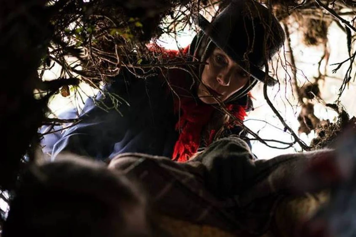 22 marca do kin trafi film "Ciemno, prawie noc" na podstawie nagrodzonej Nike powieści Joanny Bator, w reżyserii Borysa Lankosza. Alicję Tabor gra Magdalena Cielecka. 