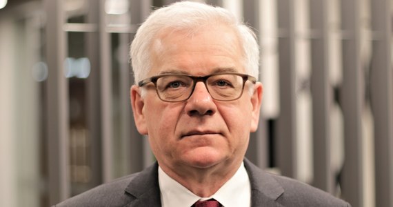 Gościem w Popołudniowej rozmowie w RMF FM miał być minister spraw zagranicznych profesor Jacek Czaputowicz. Szef resortu przyszedł do studia tuż przed rozpoczęciem programu, jednak na wieść o tym, że jednym z tematów ma być zamach w Christchurch w Nowej Zelandii gdzie zginęło 49 osób, postanowił je opuścić.