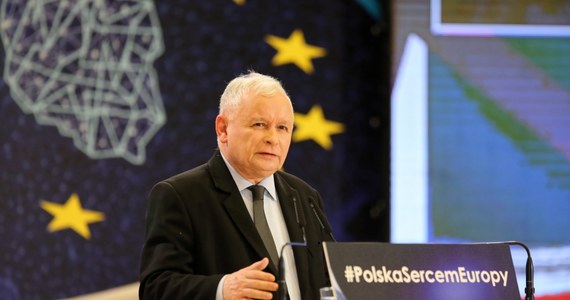 Rola rodziny i ochrona dzieci, podniesienie standardów życia Polaków oraz rozsądna polityka klimatyczna – były głównymi tematami poruszanymi przez Jarosława Kaczyńskiego podczas konwencji Prawa i Sprawiedliwości w Katowicach.