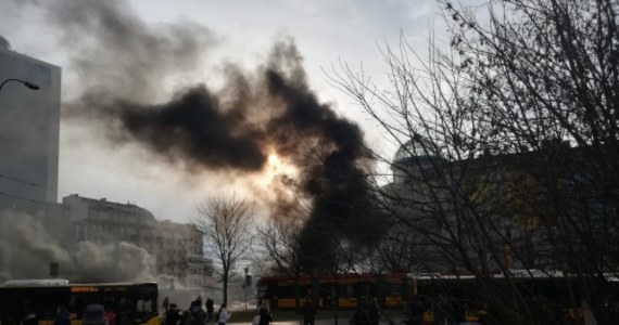 Stołeczna policja poszukuje 35 uczestników środowego protestu rolników. Rolnicy są ścigani w związku ze stratami na placu Zawiszy.