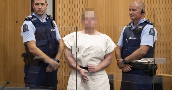 Brytyjski dziennik "Telegraph" poinformował, że służby sprawdzają, dokąd podróżował 28-letni Australijczyk Brenton Tarrant, który w piątek zabił 50 ludzi w dwóch meczetach w nowozelandzkim Christchurch. Według gazety odwiedził on m.in. Wielką Brytanię oraz Polskę. 
