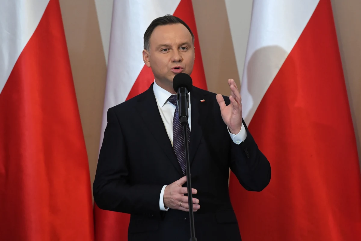 Rekompensatę w wysokości 1 mld 260 mln zł dla publicznej radiofonii i tv z tytułu utraconych w latach 2018-19 opłat abonamentowych zakłada nowela ustawy o opłatach abonamentowych, którą podpisał w poniedziałek prezydent Andrzej Duda.