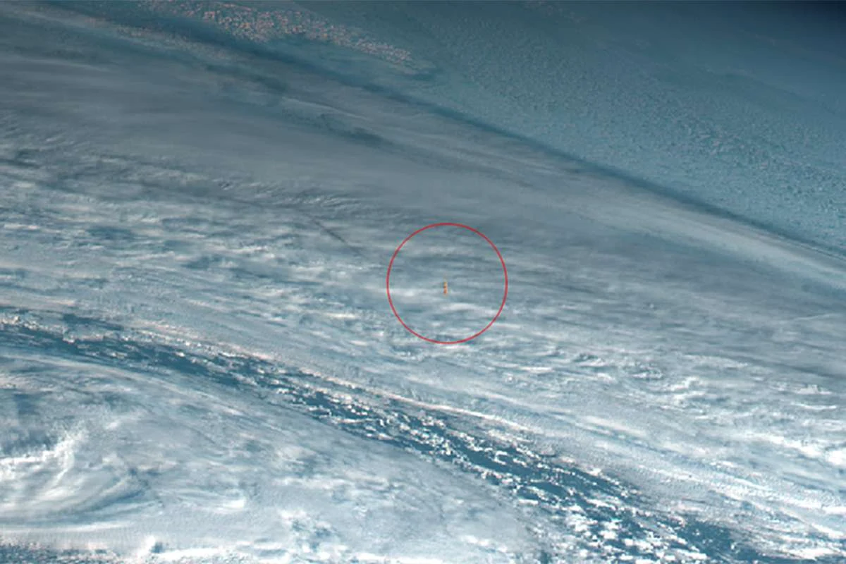 Nad Morzem Beringa w grudniu w okolicach Kamczatki doszło do eksplozji meteorytu. Siła wybuchu była 10 razy większa od siły bomby atomowej zrzuconej na Hiroszimę.
