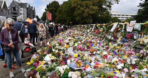 Polskie służby potwierdziły, że zamachowiec z Nowej Zelandii Brenton Tarrant był w Polsce w grudniu ubiegłego roku - nieoficjalnie ustalili reporterzy RMF FM. W strzelaninach, do których doszło w dwóch meczetach w Christchurch w Nowej Zelandii, zginęło 50 osób.