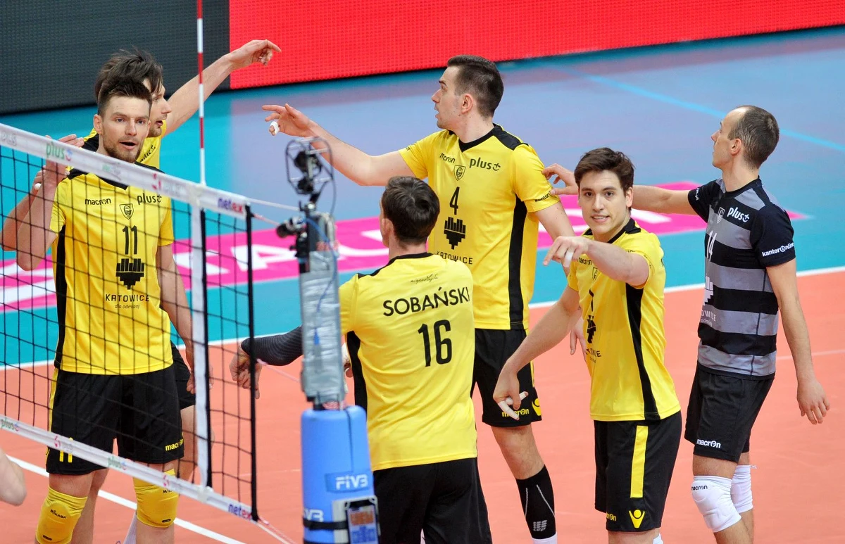 „Na szacunek u rywala trzeba sobie zapracować na boisku. I my to przez te trzy lata zrobiliśmy” - powiedział trener siatkarzy GKS Katowice Piotr Gruszka po wtorkowym ostatnim meczu sezonu zasadniczego ekstraklasy.