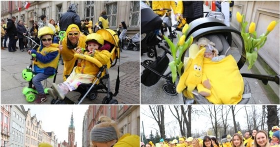 W pierwszy dzień kalendarzowej wiosny rozdawaliśmy wózki z limitowanej edycji RMF FM! aby zdobyć żółto-niebieską spacerówkę, trzeba było ubrać siebie i swoją pociechę w nasze radiowe kolory i przyjść w jedno z wyznaczonych miejsc! 