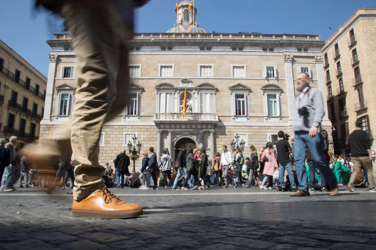 Rząd Hiszpanii poinformował w piątek o zatwierdzeniu programu ulg i zachęt dla hiszpańskich emigrantów, którzy zdecydują się w latach 2019-2020 powrócić do ojczyzny i podjąć tu pracę, działalność gospodarczą lub studia.