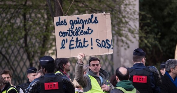 Po incydentach spowodowanych przed tygodniem przez uczestników demonstracji "żółtych kamizelek" prefektura policji w Paryżu wydała zakaz organizowania w najbliższą sobotę demonstracji na Polach Elizejskich, na sąsiednich ulicach i nieopodal Zgromadzenia Narodowego.