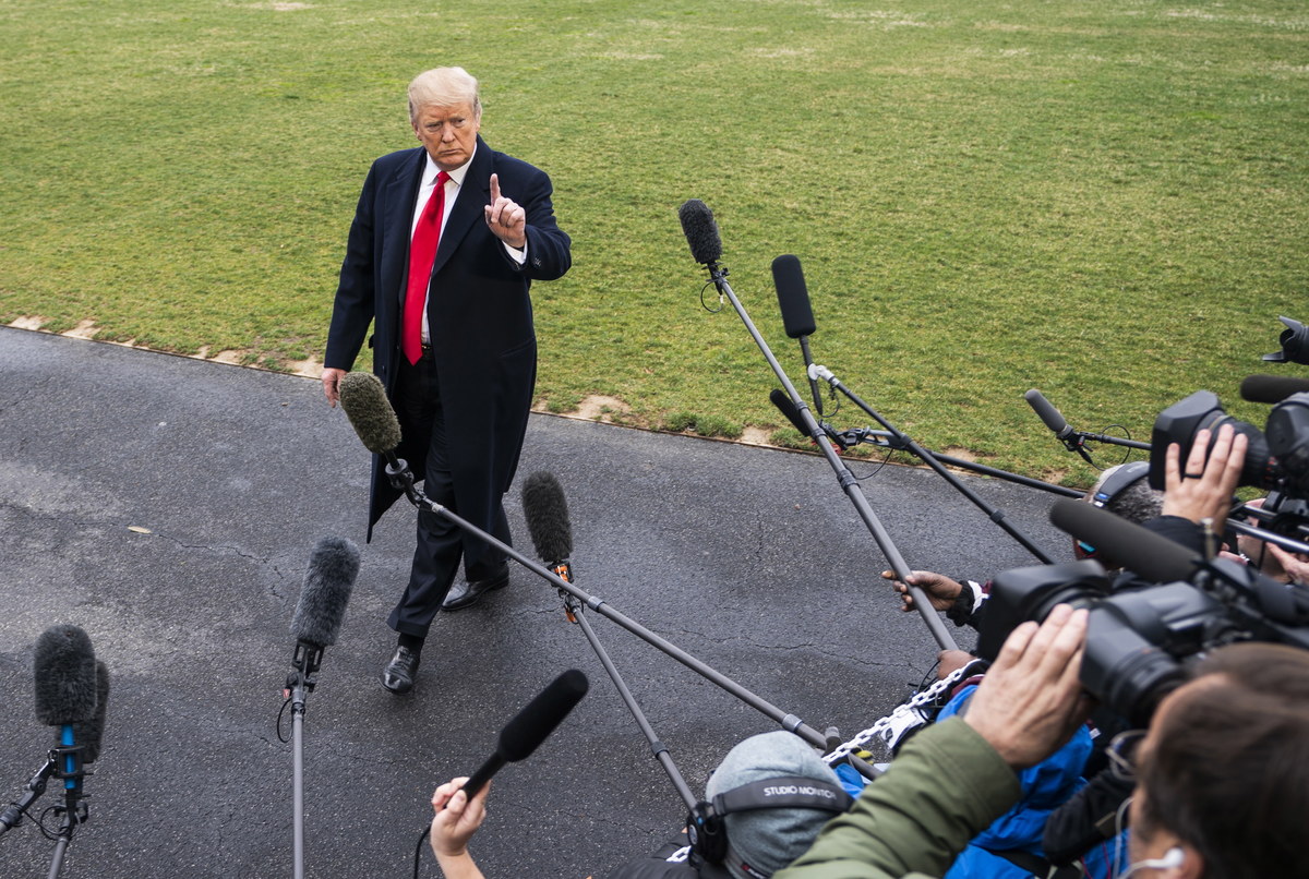 Państwo Islamskie (IS) nie kontroluje już żadnego kawałka terytorium Syrii – twierdzi amerykański prezydent Donald Trump. Jak na razie Syryjskie Siły Demokratyczne nie wydały w tej sprawie żadnego komunikatu. 