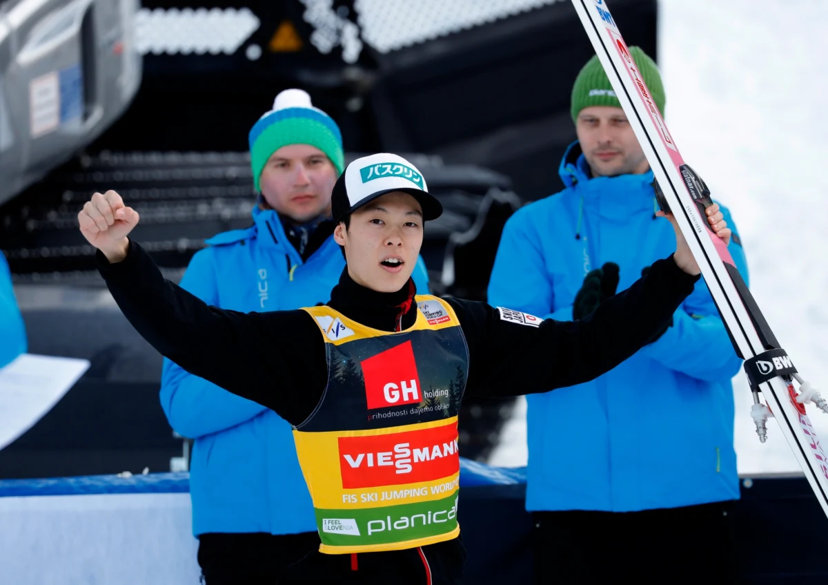 W niedzielę Ryoyu Kobayashi zostanie pierwszym w historii Japończykiem, który odebrał Kryształową Kulę za triumf w klasyfikacji generalnej Pucharu Świata w skokach narciarskich. Jego wyczyn jednak nie elektryzuje rodaków. Ci żyją zakończeniem kariery przez baseballistę Ichiro Suzukiego.
