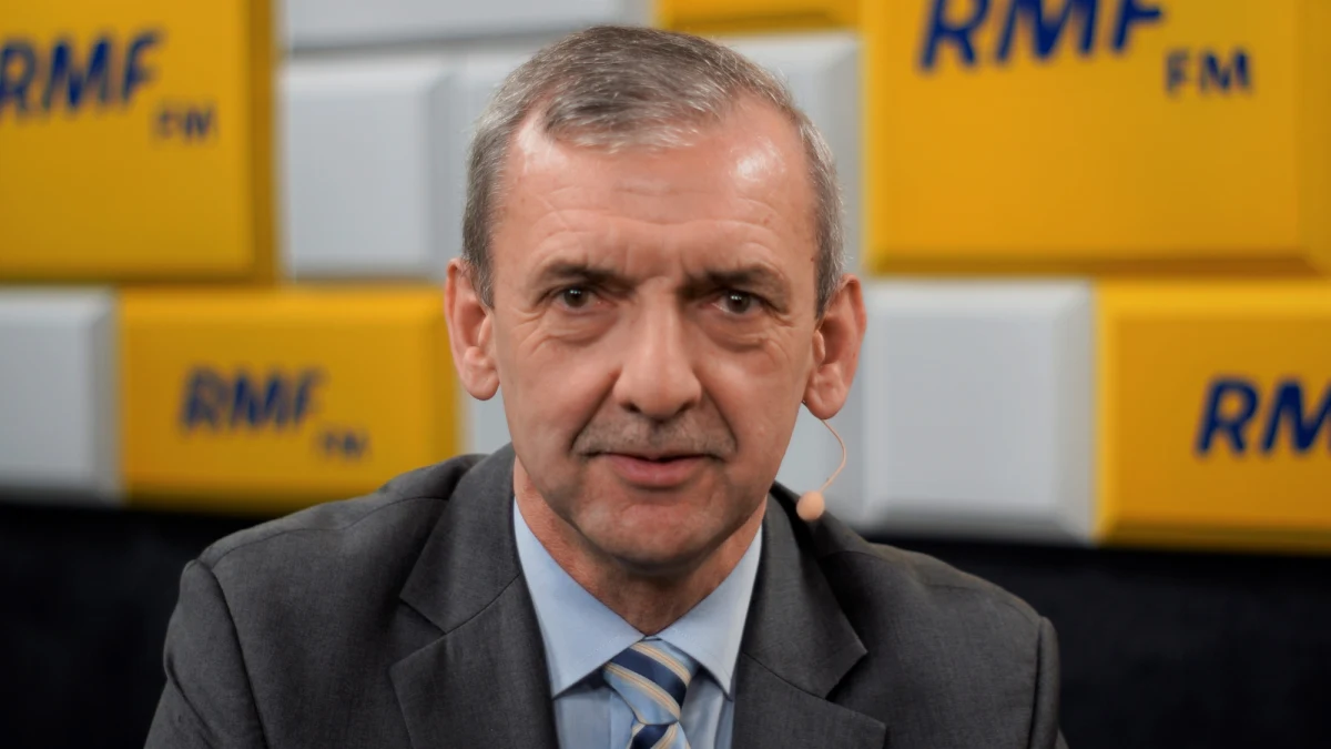 „Formalnie do strajku mamy dwa tygodnie, strajk ma rozpocząć się w ósmym dniu kwietnia. Dzisiaj rozpoczynamy rozmowy. Ale jeżeli dla kogokolwiek ważny jest mój nastrój, to raczej jestem zdecydowany, że do strajku pewnie dojdzie - i będzie musiało dojść..” - tak na pytanie, czy sprawa rozpoczęcia strajku przez nauczycieli 8 kwietnia jest przesądzona powiedział w Porannej rozmowie w RMF FM Sławomir Broniarz.