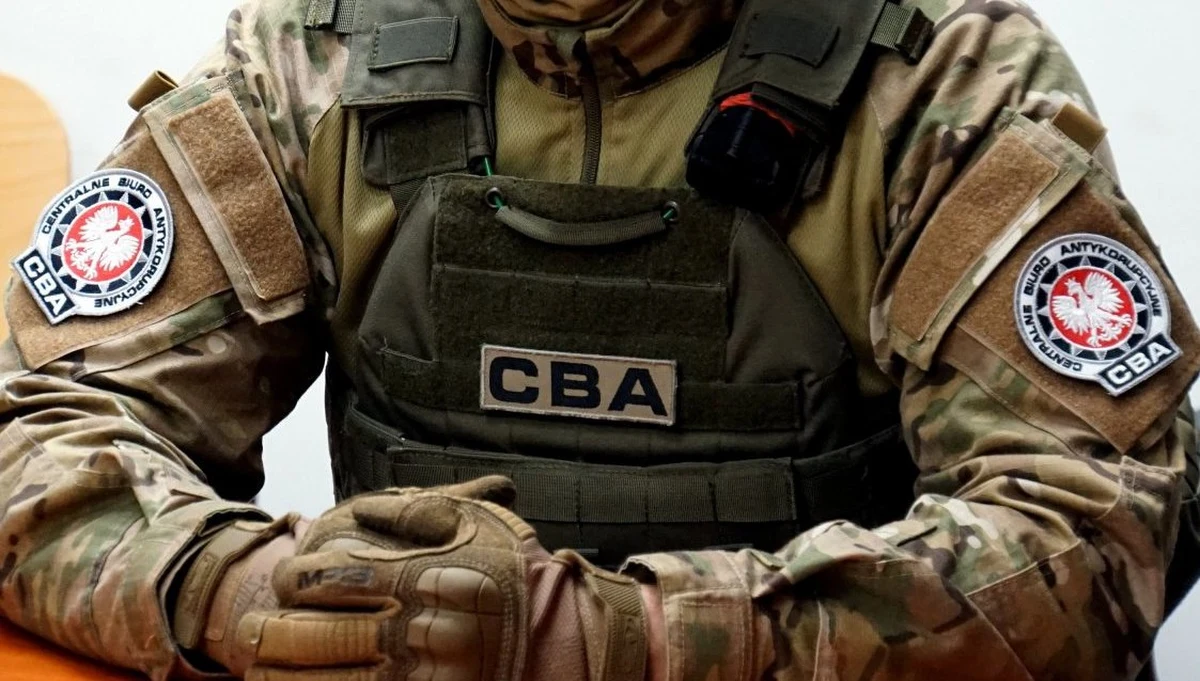 ​Centralne Biuro Antykorupcyjne po kontroli miasta i gminy Barwice (Zachodniopomorskie) i jej decyzji podatkowych w stosunku do spółki "Przemtorf" skierowała do prokuratury zawiadomienie przeciw byłemu burmistrzowi Barwic i członkowi zarządu firmy - dowiedziała się PAP.