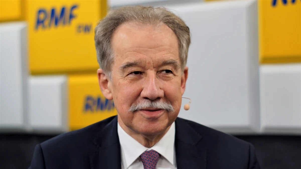 "Nie mogę powiedzieć, że nie respektuję orzeczenia (o tym, że sędziów KRS może wybierać Sejm - przyp. RMF FM), bo sam jestem sędzią Trybunału Konstytucyjnego w stanie spoczynku, ale z drugiej strony zdaję sobie sprawę z tego - co zresztą potwierdza i podnosi wielu konstytucjonalistów, ja zresztą sam przecież mając na uwadze orzeczenia TK, który szanuję wiem doskonale o tym - że w Trybunale są osoby, które (...) są wybrane już na miejsca zajęte"  - powiedział w Popołudniowej rozmowie w RMF FM Wojciech Hermeliński. 