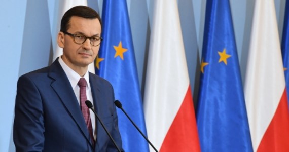 Byliśmy, jesteśmy i będziemy zawsze za wolnością w Internecie - zapewnił premier Mateusz Morawiecki za pośrednictwem Twittera. W ten sposób odniósł się do poparcia przez Parlament Europejski w Strasburgu unijnej dyrektywy o prawach autorskich.