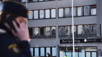 Eksplozja w Sztokholmie. Uszkodzone są auta i fasady budynków