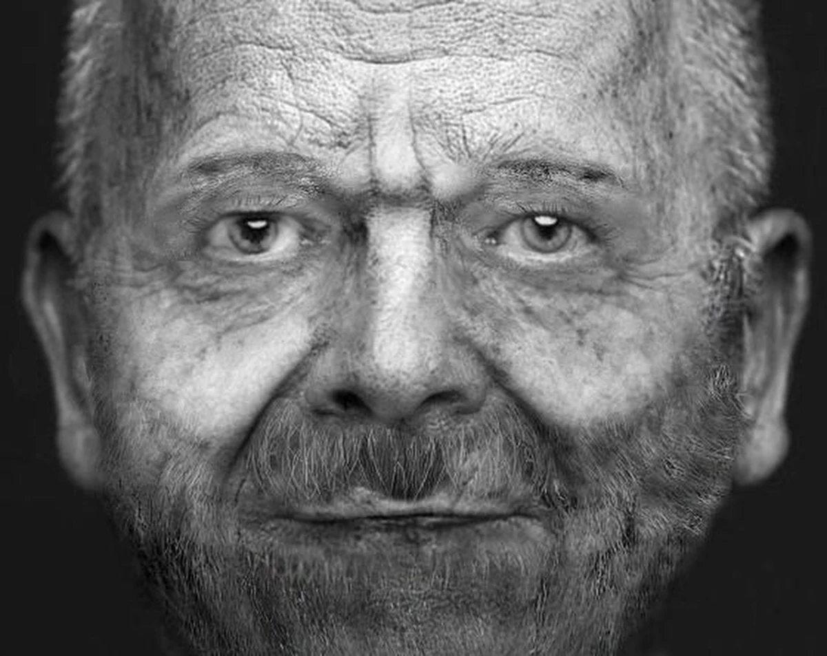 Mógł mieć około 60-65 lat, siwe włosy i zarost - tak najprawdopodobniej wyglądał mężczyzna, który w 2017 roku zginął pod kołami pociągu w Kędzierzynie w powiecie koszalińskim. Najprawdopodobniej, ponieważ obrażenia uniemożliwiły identyfikację. Teraz śledczym udało się zrekonstruować wizerunek mężczyzny i proszą o pomoc w ustaleniu tożsamości.