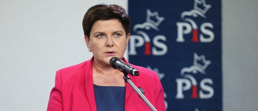 Krajowa Sekcja Oświaty i Wychowania NSZZ "Solidarność" wystosowała do premier Beaty Szydło pismo ze swoimi postulatami. Za najpilniejszy uznała wzrost płac nauczycieli.
