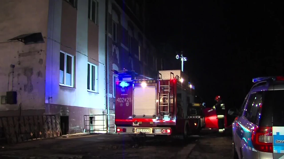 Jedna osoba nie żyje w wyniku pożaru, który wybuchł w pomieszczeniu przy nieczynnej kotłowni w piwnicy szpitala w Miastku w woj. pomorskim. Ogień nie rozprzestrzenił się na inne pomieszczenia budynku, ewakuacja pacjentów nie była konieczna.