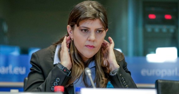 ​Rumuńskie władze wzmagają działania wymierzone w byłą szefową agencji antykorupcyjnej Laurę Codrutę Kovesi, co osłabia jej szanse na zostanie pierwszą szefową prokuratury europejskiej - pisze "Financial Times".