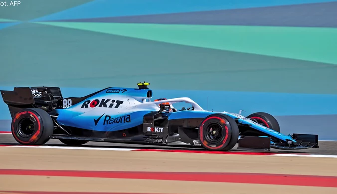 Robert Kubica po kwalifikacjach do GP Bahrajnu. (ELEVEN SPORTS). WIDEO