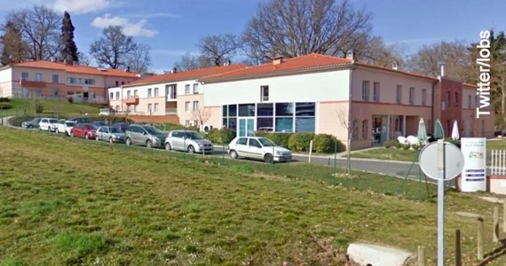Czterech mieszkańców ośrodka opieki dla osób starszych w Lherm na południu Francji zmarło najprawdopodobniej w wyniku zatrucia pokarmowego w niedzielę wieczorem. Piąta osoba zmarła w poniedziałek. 15 osób jest hospitalizowanych.