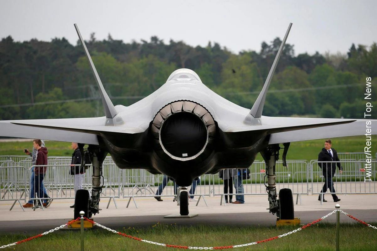 USA wstrzymały dostawy do Turcji części zamiennych i wyposażenia dodatkowego do myśliwców F-35 w odpowiedzi na decyzję rządu w Ankarze zakupu rosyjskiego systemu rakietowego S-400 - oświadczył w poniedziałek rzecznik Pentagonu.