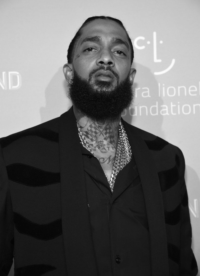 Służby musiały interweniować podczas pożegnania Nipsey Hussle'a w Los Angeles. Na wiecu ku pamięci rapera wybuchła panika. Osiem osób zostało poszkodowanych, jedna trafiła do szpitala w stanie krytycznym. 