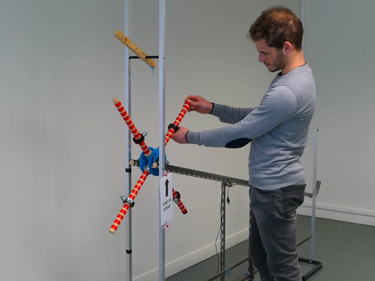 Miedzynarodowy zespół naukowców ma dla nas złą i dobrą wiadomość. Po pierwsze wydaje się, że zdolność naszych przodków do tworzenia coraz bardziej skutecznych narzędzi i rozwiązywania coraz bardziej skomplikowanych problemów nie miała związku z powiększaniem się ich mózgu i rosnącą inteligencją. Dobra wiadomość jest taka, że najwyraźniej i my nie musimy wykazać się przenikliwością umysłu, by jakąś technologię udoskonalić. Wystarczy umiejętność obserwacji i wyciągania wniosków. Piszę o tym w najnowszym numerze czasopismo "Nature Human Behaviour".