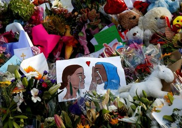 Zamachowiec z Christchurch usłyszy zarzuty popełnienia 50 morderstw