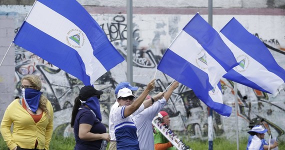 Rząd prezydenta Nikaragui Daniela Ortegi poinformował w piątek o zwolnieniu kolejnych 50 aresztowanych uczestników demonstracji antyrządowych, dwa dni po zakończeniu rozmów z opozycją na temat wyjścia kraju z kryzysu politycznego.