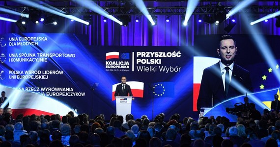 Polacy w wyborach do PE wybiorą silną, dostatnią i demokratyczną Polskę w mocnej Europie, albo państwo partyjne, na drodze do wyjścia z Unii Europejskiej; wybiorą Polskę, która będzie jednym z liderów Zachodu, albo Polskę dryfującą na Wschód - mówił w sobotę lider PO Grzegorz Schetyna.