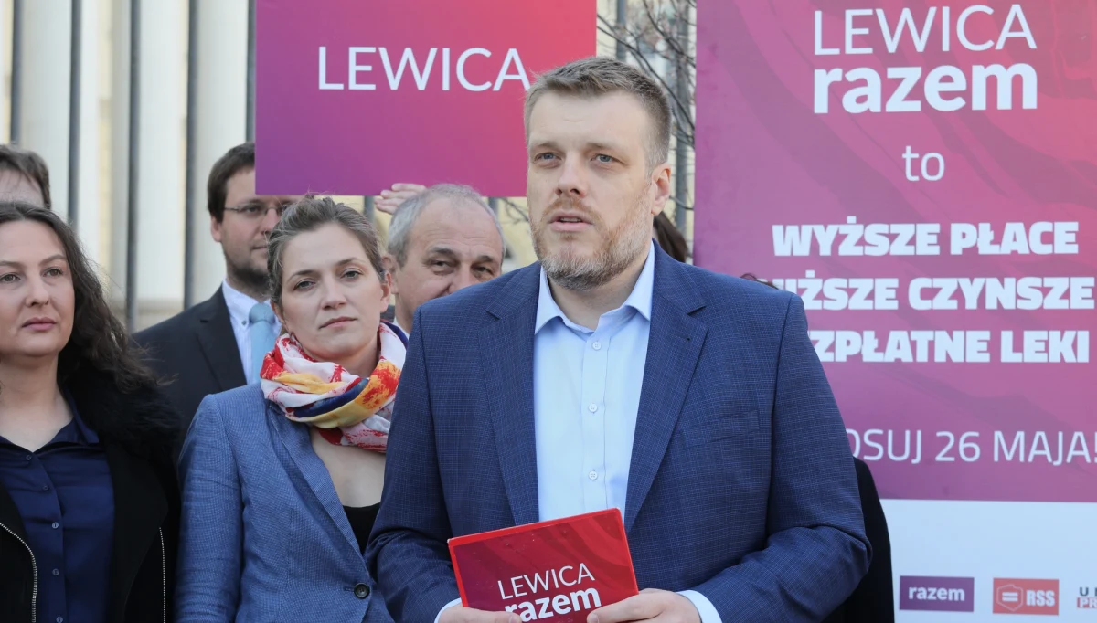 Liderzy Partii Razem Adrian Zandberg, Marcelina Zawisza i Maciej Konieczny, lider Ruchu Sprawiedliwości Społecznej Piotr Ikonowicz i szef Unii Pracy Waldemar Witkowski znajdą się w gronie "jedynek" na listach Lewicy Razem do europarlamentu - dowiedziała się PAP od władz Razem.