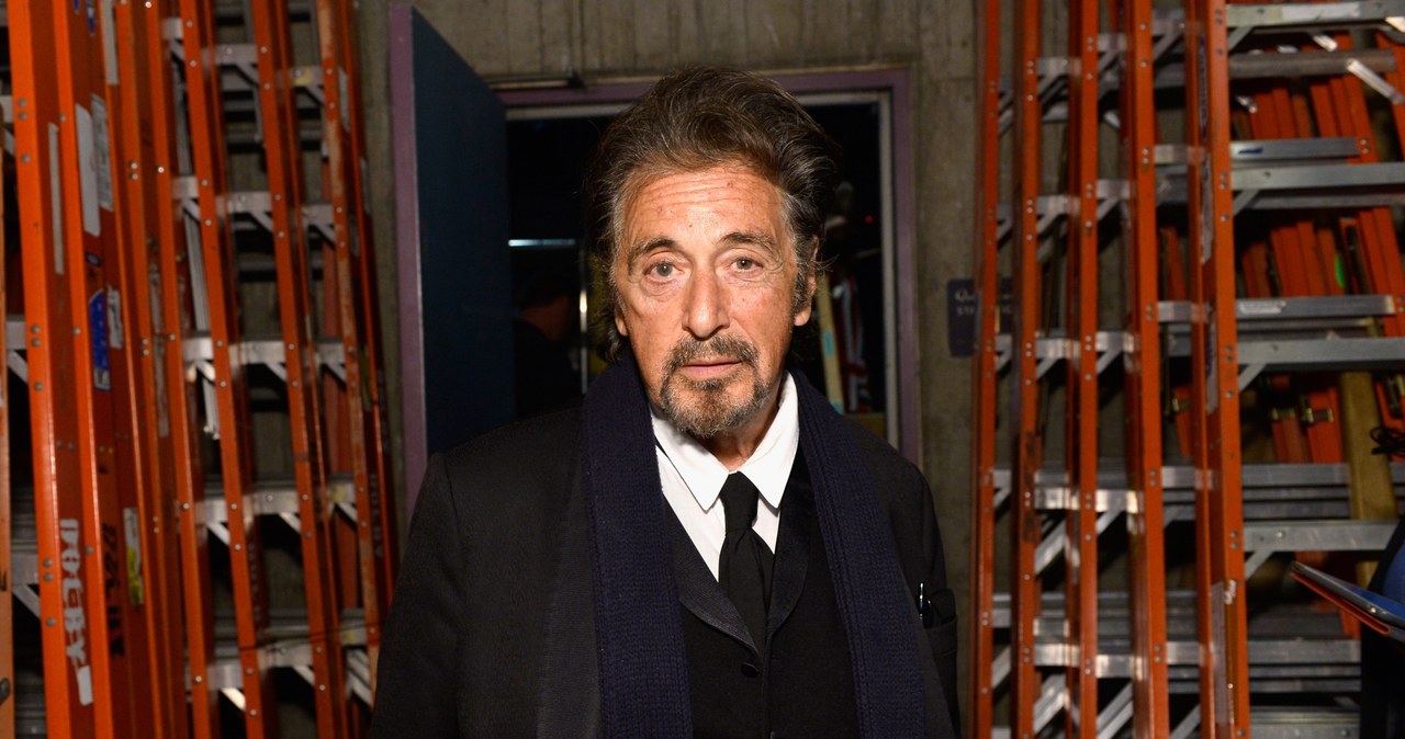 Al Pacino, legendarny, obecnie 81-letni aktor, był widziany z nową ukochaną. Przynajmniej tak sugerują media, które donoszą o wspólnej kolacji mężczyzny i Noor Alfallah. Para miała zacząć spotykać podczas pandemii.