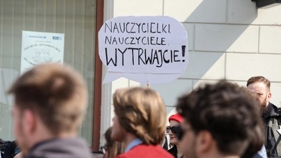 ZNP nie odpuszcza. "Nie zawiesimy strajków na czas egzaminów" 