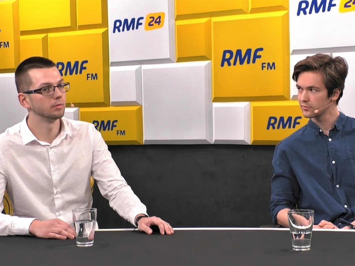 "Liczyliśmy na większą frekwencją podczas protestu uczniów wspierających nauczycieli, którzy zebrali się w południe przed ministerstwem edukacji w Warszawie" - powiedział w Popołudniowej rozmowie w RMF FM Michał Sienicki z inicjatywy Strajk Uczniowski. "Chciałbym,  żeby było nas tam więcej (podczas wtorkowego protestu - przyp. RMF FM), ale jestem przekonany, że będzie nas więcej, ponieważ budujemy ogólnopolskie struktury. Jeszcze dwa dni temu zgłosiło się do nas ponad 400 osób z całej Polski, które chcą organizować podobne inicjatywy w swoich miejscowościach. Jestem przekonany, że nasze struktury będą pączkować" - dodał.