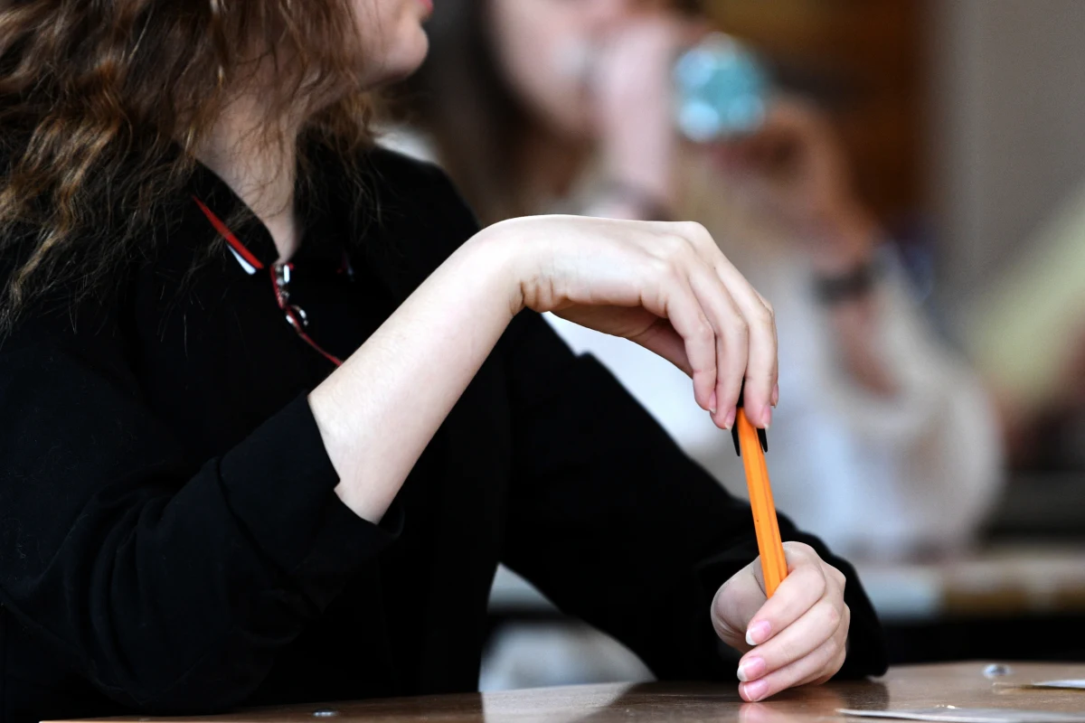 Egzamin z języka obcego gimnazjaliści mają już za sobą! Zdecydowana większość z nich zdecydowała się przystąpić do testu z angielskiego: na RMF 24 publikujemy więc arkusz z tego właśnie języka i propozycje odpowiedzi dla poziomu podstawowego, opracowane przez nauczycieli ze Szkoły Podstawowej nr 57 w Lublinie!