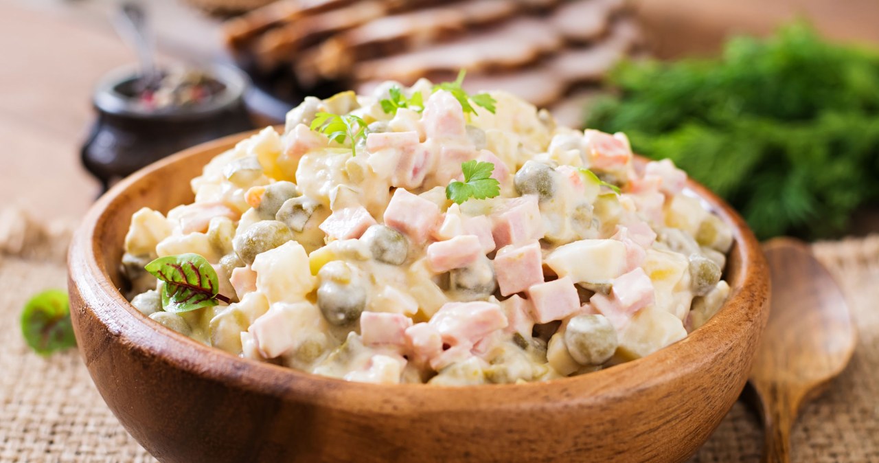 Taką sałatkę na Wszystkich Świętych robiła babcia. W tym roku zrobię z jej przepisu