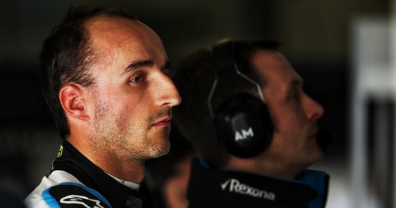 "Mało jest rzeczy pozytywnych" – mówi Robert Kubica po dzisiejszym wyścigu w Szanghaju. W trzeciej rundzie mistrzostw świata Formuły 1 Polak zajął 17. - ostatnie miejsce. Kubica nie krył rozczarowania stanem swojego bolida.