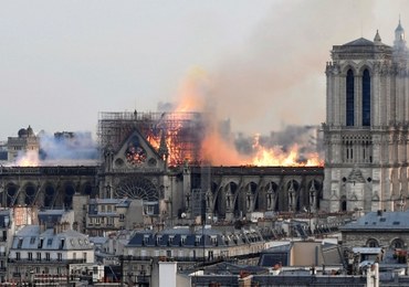 Świat w szoku po pożarze Notre Dame. "Wszyscy jesteśmy z Paryżem"