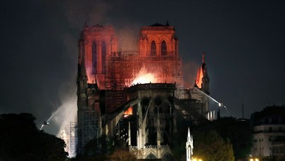 Pożar Notre Dame w Paryżu [ZAPIS RELACJI Z PONIEDZIAŁKU]