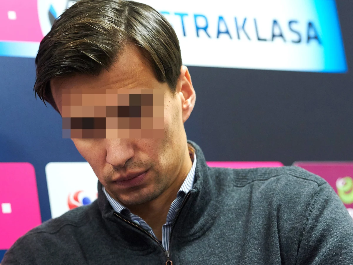 Znany były piłkarz Jarosław B. został we wtorek zatrzymany w Sopocie w związku z podejrzeniem popełnienia przestępstwa przeciwko wolności seksualnej. Prokuratura potwierdziła dziennikarzowi RMF FM fakt zatrzymania Jarosława B., ale nie zdradza na razie żadnych szczegółów.